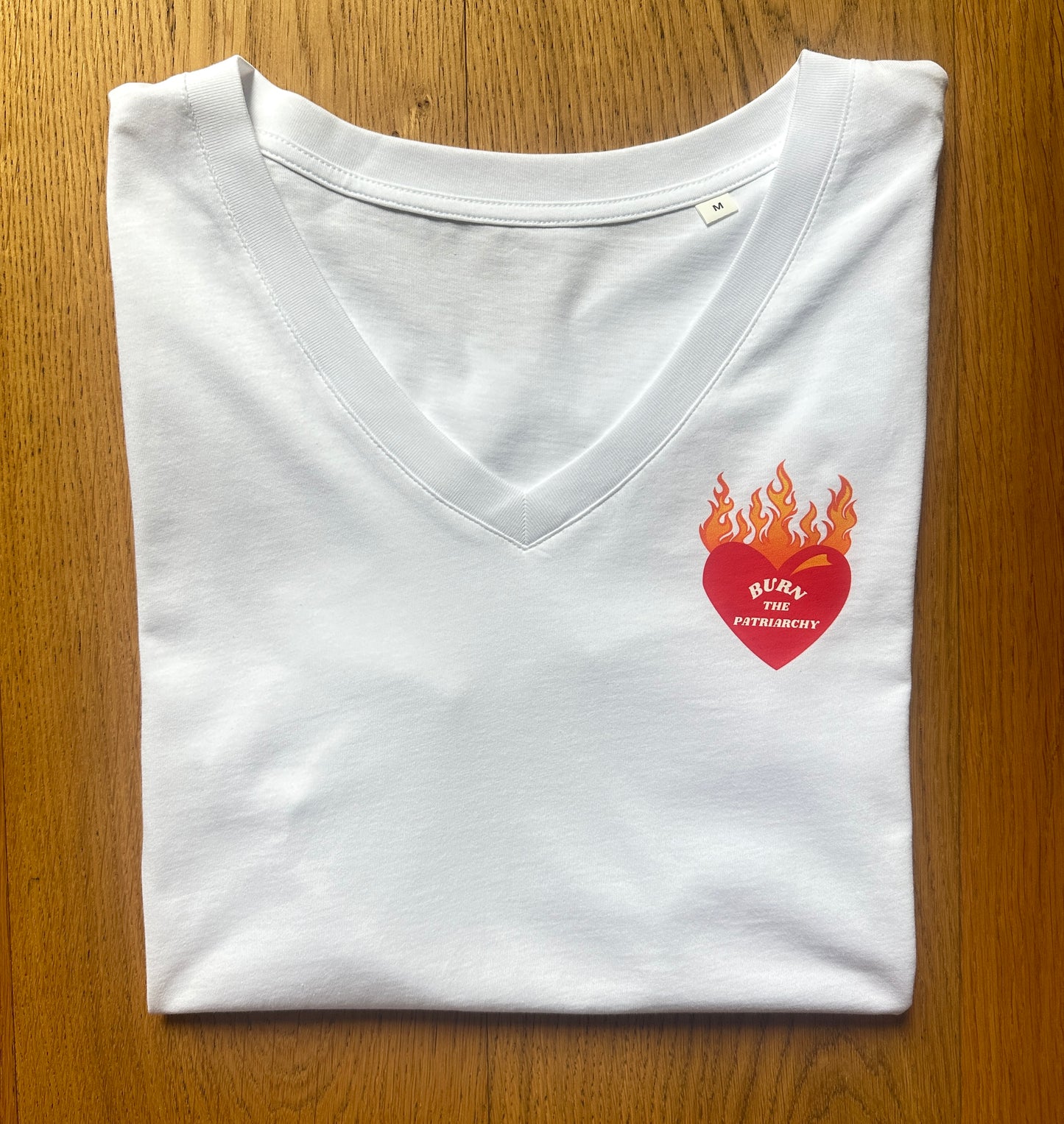Tee-shirt col V BURN THE PATRIARCHY