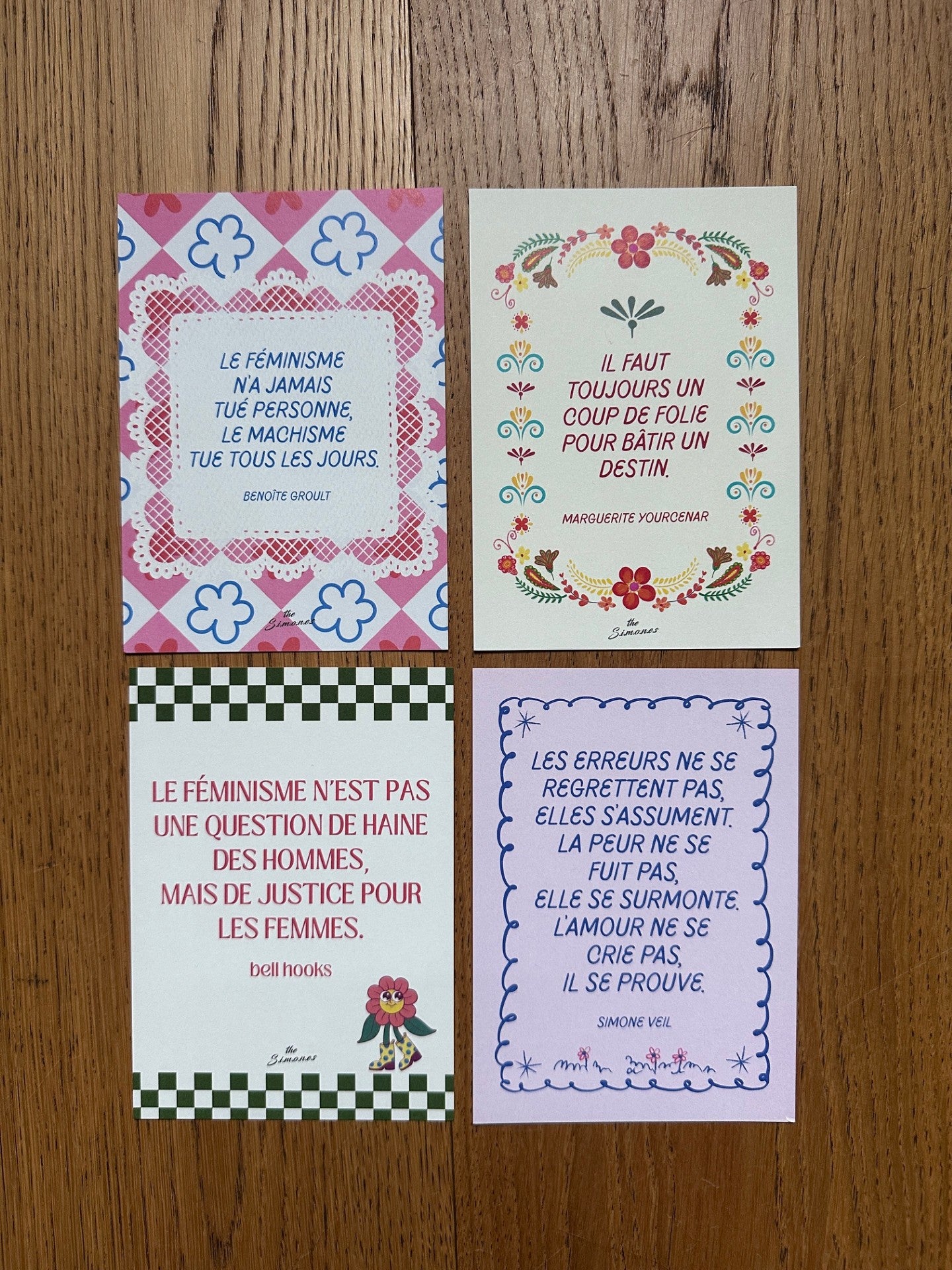 Lot de 4 cartes postales - LES INSOUMISES